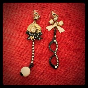 Betsey Johnson Hat and Glasses Earrings